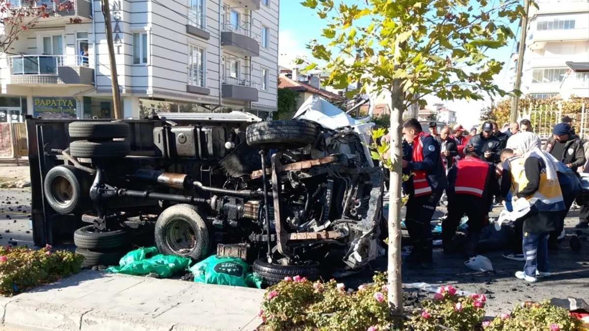 Kayseri’de freni patlayan kamyonet dehşet saçtı: 1 ölü, 6 yaralı