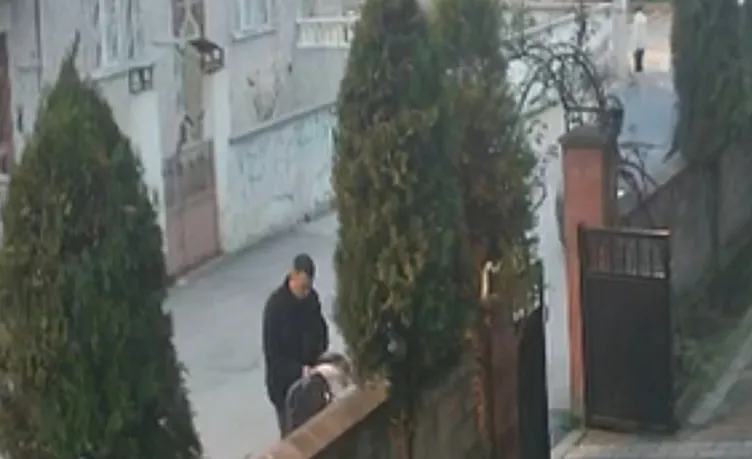 Bursa’da korku dolu anlar: Motosikletli şahıslar sohbet eden kızlara ateş etti!