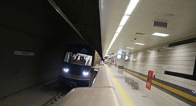 İstanbul yeni metrosuna kavuştu! CHP’nin yapmadığını Bakanlık yapıyor: Mega proje ile günde 1 milyon yolcu taşınacak