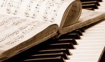Piyanist kuryenin çaldığı bestenin ardındaki o gerçek! Mozart neden Türk Marşı bestelemişti? İşte cevabı