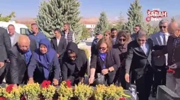 Neşet Ertaş, mezarı başında anıldı