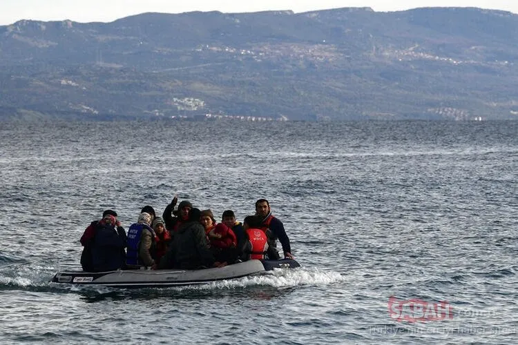 Son dakika! Yunanistan’a botlar ulaştı! Reuters fotoğrafları tek tek geçti...
