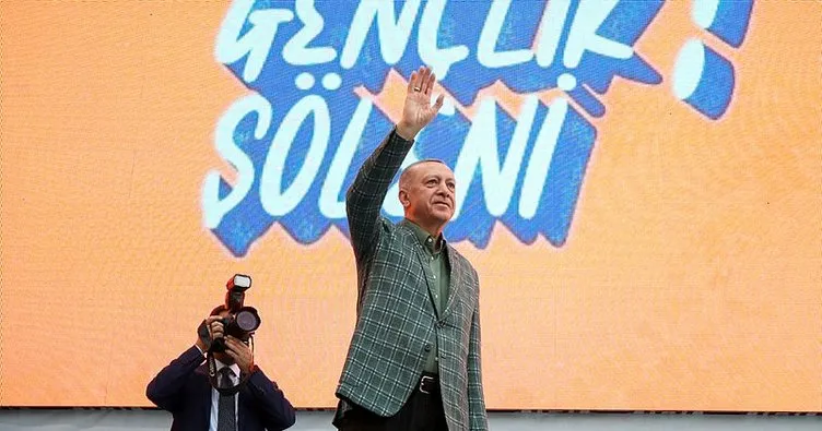 Adana’da tarihi gençlik şöleni! Başkan Erdoğan’dan önemli açıklamalar