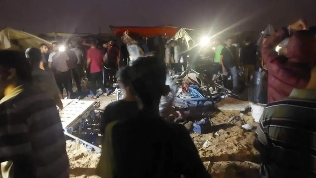 İsrail Gazze'de iki ayrı bölgeyi hava saldırısı düzenledi: 14 ölü