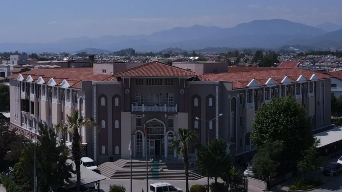 Köpeğe bıçakla saldırmıştı! Ruh sağlığı hastanesine sevk edildi Köpeğe bıçakla saldırmıştı! Ruh sağlığı hastanesine sevk edildi