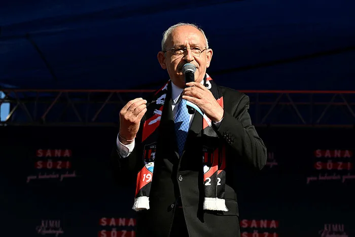 Türkiye Gaziler ve Şehit Aileleri Vakfı Başkanı Lokman Aylar: Millet olarak pazarlığı görüyoruz