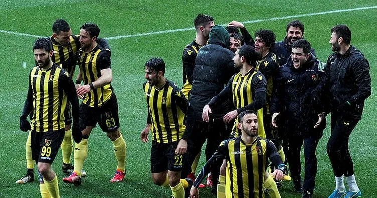 İstanbulspor gözünü Süper Lig’e dikti!