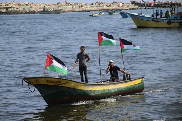Mavi Marmara anısına denize açılan o filo kuşatıldı!