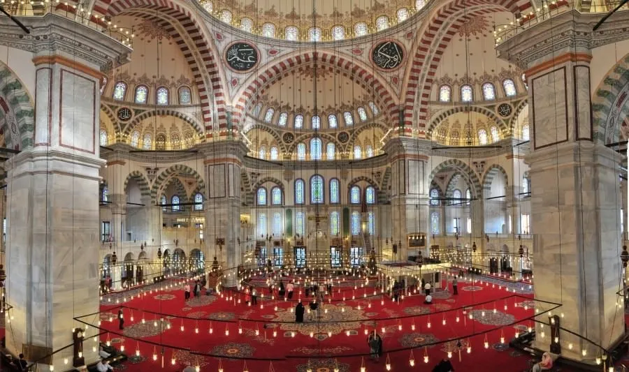 Istanbul Un Camileri Galeri Yasam