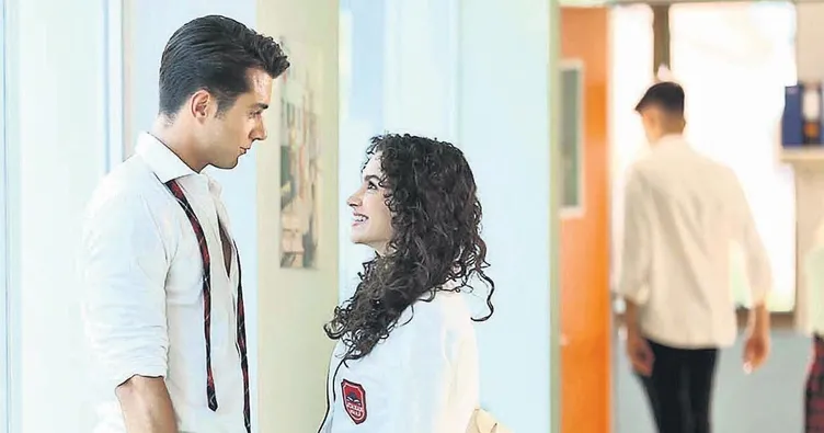 Atv dizisi Kardeşlerim sosyal medyaya damga vurdu! En Çok Konuşulan Kadın Oyuncu Su Burcu Yazgı Coşkun...