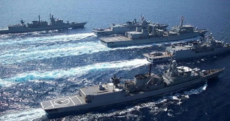 ’Yüzen duvar’ planı devrede! Yunanistan’dan gerilimi tırmandıracak hareket; tam 12 savaş gemisi...