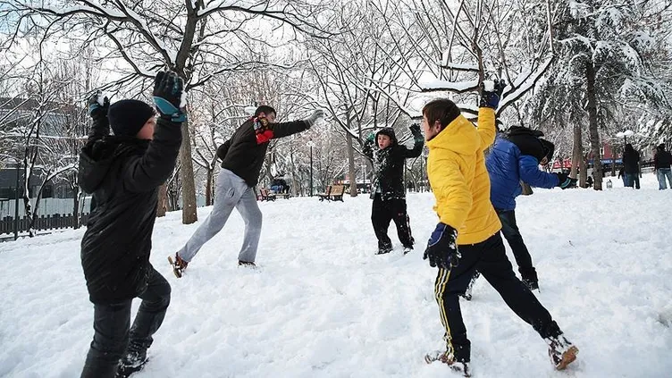 Eğitime kar molası: Yurt genelinde hava durumu ve okulların tatil olduğu il ve ilçeler!