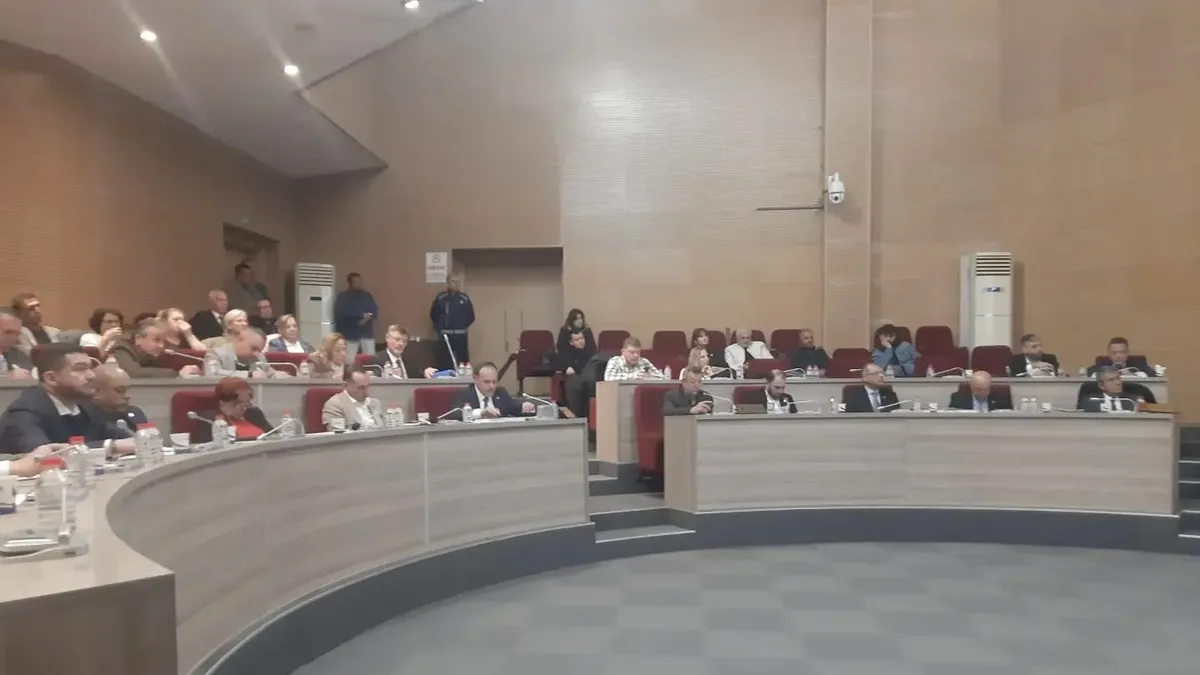 AK Partili Atmaca’dan CHP’li Ünal Işık’a zor soru! “Belediyenizde bankamatik çalışan var mı?” AK Partili Atmaca’dan CHP’li Ünal Işık’a zor soru! “Belediyenizde bankamatik çalışan var mı?”