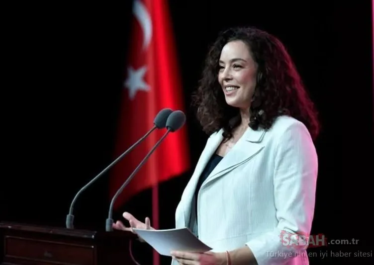 Azra Akın ile yönetmeni arasında gerilen ipler koptu! Menajerinden açıklama geldi: Disiplinsiz…