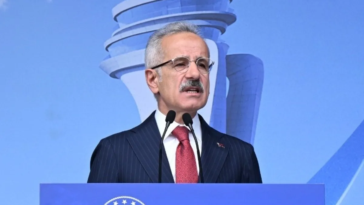 Üçlü pist operasyonları bir yıldır hizmette