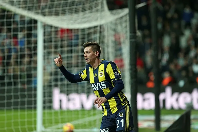 Fenerbahce Rize Deplasmaninda Iste Kanarya Nin Muhtemel 11 Leri Fenerbahce Caykur Rizespor Mac