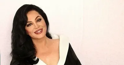 Türkan Şoray’ın kızı Yağmur Ünal’dan Küçük kuşum yorumu... Türkan Şoray’ın pazar pozu hayran bıraktı!