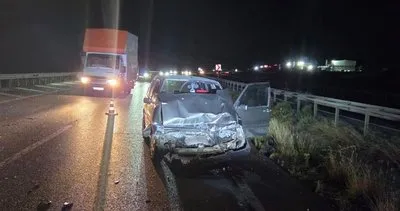 Delice’de otomobil TIR'a çarptı: 2 yaralı! #kirikkale