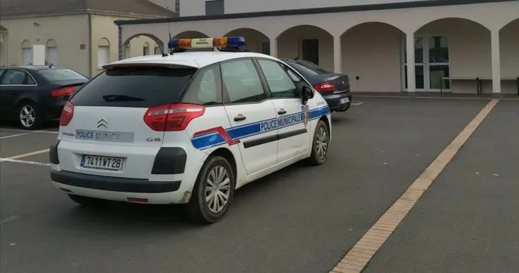 Fransa’da kundaklandığı düşünülen cami tamamen yandı