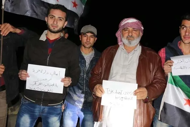 İdlib’de Türk askerine sevgi gösterileri sürüyor