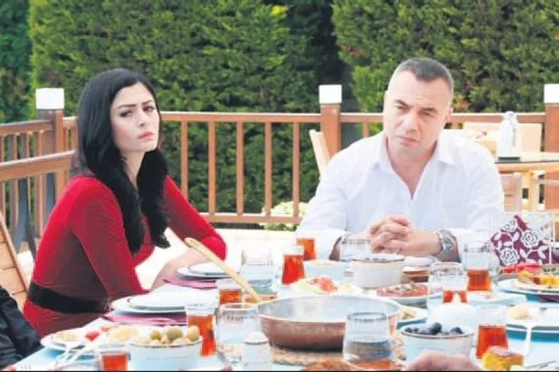 Milyonlari Ekrana Kilitleyen Atv 8 Aydir Zirvede Magazin Haberleri