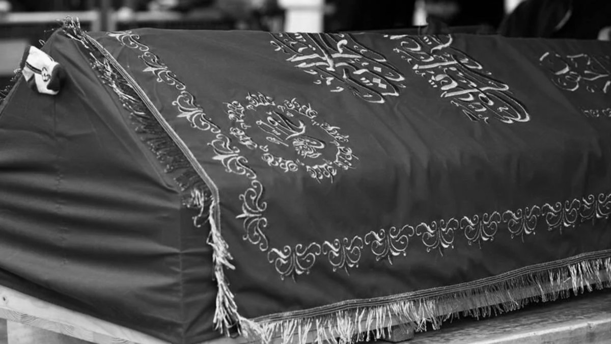 SABAH’ın acı günü! Genel Yayın Yönetmenimiz Metin Yüksel’in kardeşi vefat etti SABAH’ın acı günü! Genel Yayın Yönetmenimiz Metin Yüksel’in kardeşi vefat etti