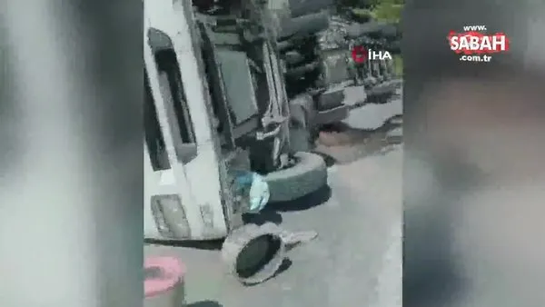 Düzce'de virajı alamayan tır devrildi: 1 yaralı | Video