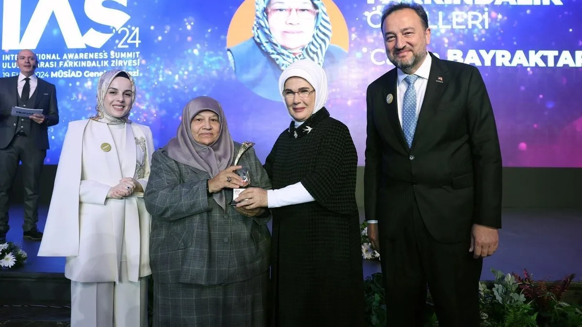 Emine Erdoğan, Uluslararası Farkındalık Zirvesi'nde konuştu: Kadınlar kalkınmanın lokomotif gücüdür
