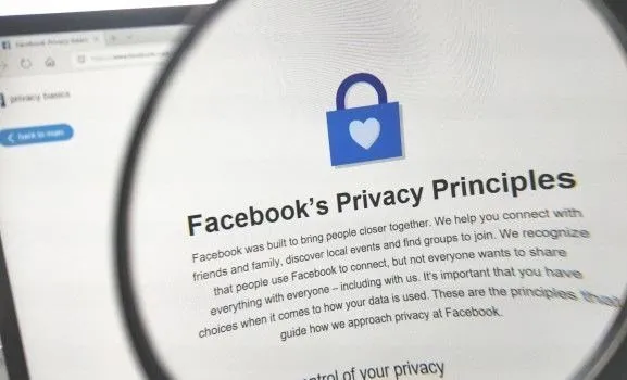 Facebook bilgilerinize ne olduğunu öğrenebilirsiniz