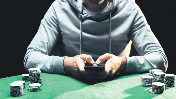 dijital-kumarda-arkadas-ve-telefon-tuzagi-1791228072176.jpeg