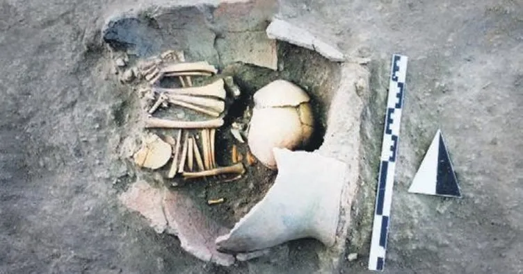 Küllüoba Höyüğü’nde 120 insana ait kalıntılar çıktı