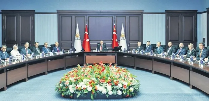 masadaki-ve-sahadaki-gucumuzu-biliyoruz-1789505955673.jpeg