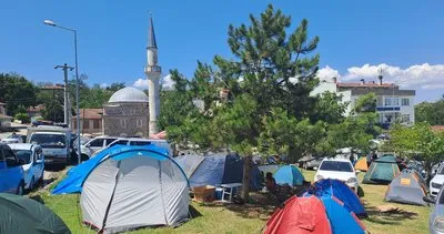 Güreş sevdası engel tanımıyor, sokakta yattılar #antalya