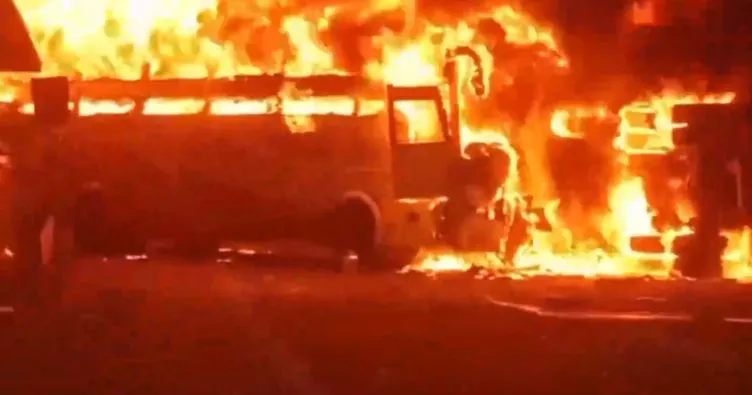 Hindistan’da feci kaza: Otobüs alevler içinde kaldı! 13 ölü