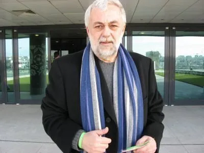 Vuvuzela'nın panzeryiri Ömer Üründül