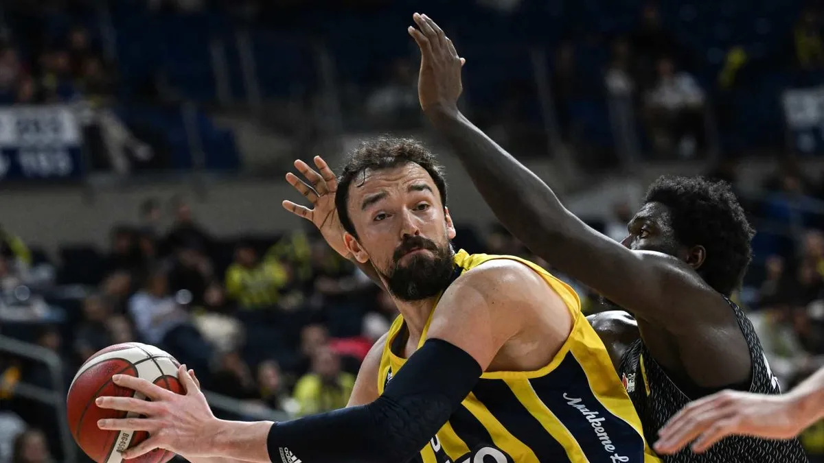 Fenerbahçe, Sertaç Şanlı’yı kadrosuna kattı! Fenerbahçe, Sertaç Şanlı’yı kadrosuna kattı!