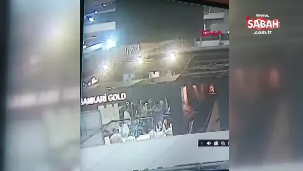 Bakırköy'de fuarda stant çöktü: 4 yaralı | Video