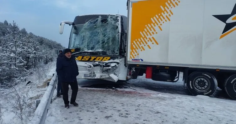 Bolu’da zincirleme kaza: İstanbul yönü trafiğe kapandı!