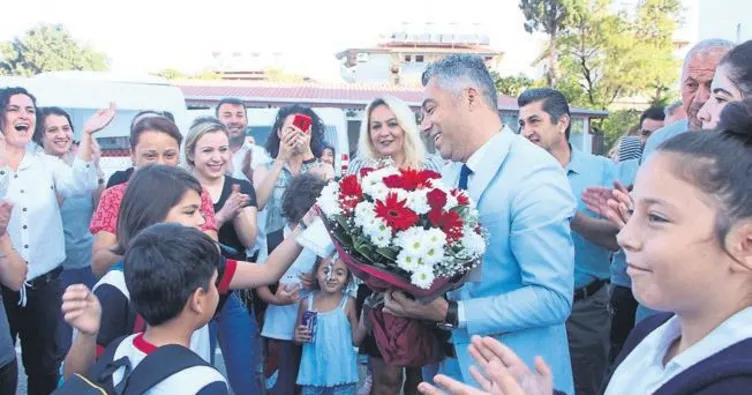 Veliler istedi müdür döndü