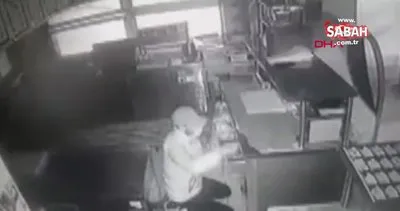 Bursa’da iş yerindeki bozuk paraları çalan hırsız güvenlik kamerasında | Video