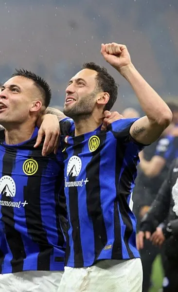 Hakan Çalhanoğlu ilki yaşadı! İtalya’da şampiyon Inter