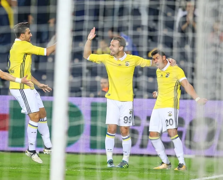 Erman Toroğlu'ndan o isme sert yorum!