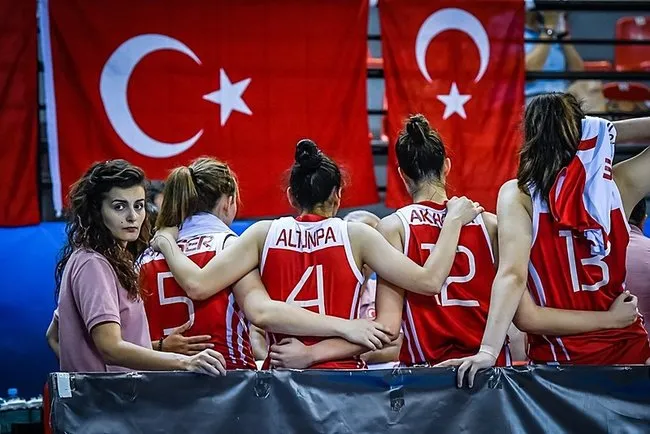 SON DAKİKA... Kadın Basketbol Milli Takımı’nın doktoruydu... Sedanur Bağdigen evinde ölü bulundu: Veda notu ortaya çıktı!