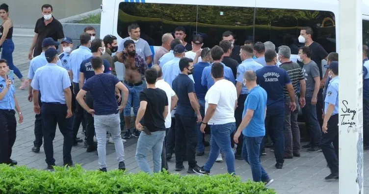 Gezi Parkı’nda kavga: İBB zabıtası ile seyyar satıcılar kapıştı!