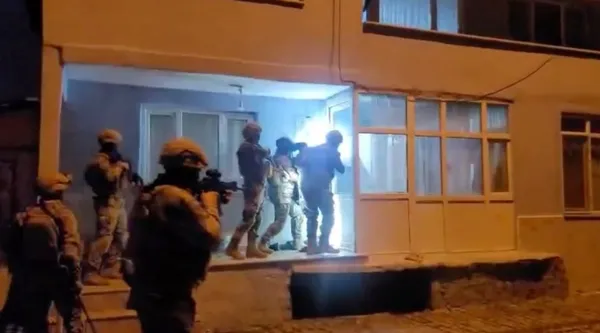 sakaryada-100-milyon-tllik-tefecilik-operasyonu-2-tutuklama-1771483087644.jpg