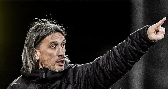 İstanbulspor, teknik direktörlüğe Hakan Yakın’ın getirildiğini açıkladı. İstanbulspor, teknik direktörlüğe Hakan Yakın’ın getirildiğini açıkladı.