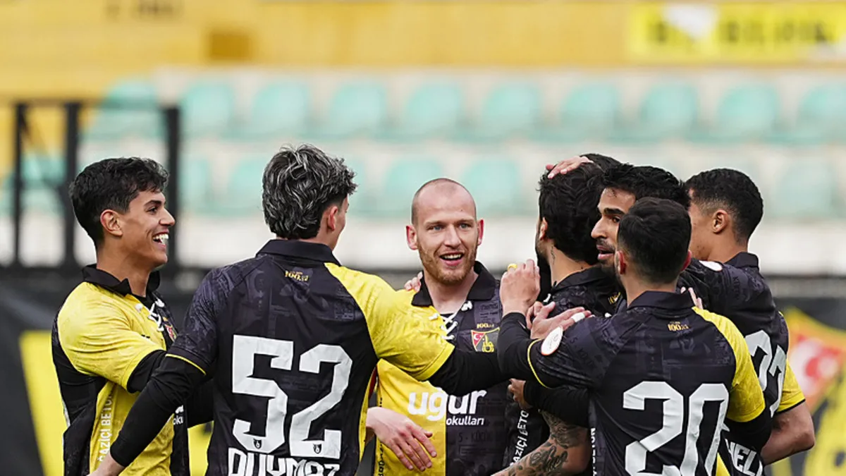 İstanbulspor, 1. Lig’de sezonu 8 golle kapadı! İstanbulspor, 1. Lig’de sezonu 8 golle kapadı!