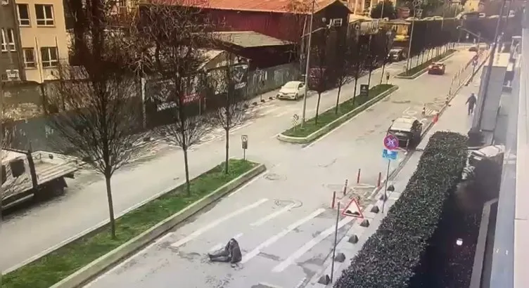 İstanbul’da korku filmi gibi olay: Kaçırdıkları adamı vurup arabadan attılar!