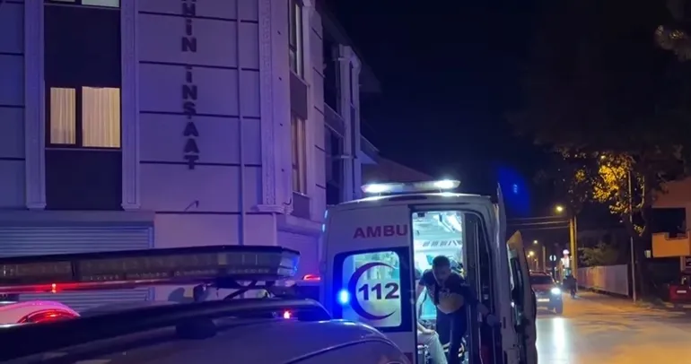 Düzce’de motosiklet kaldırıma çarptı: 2 yaralı