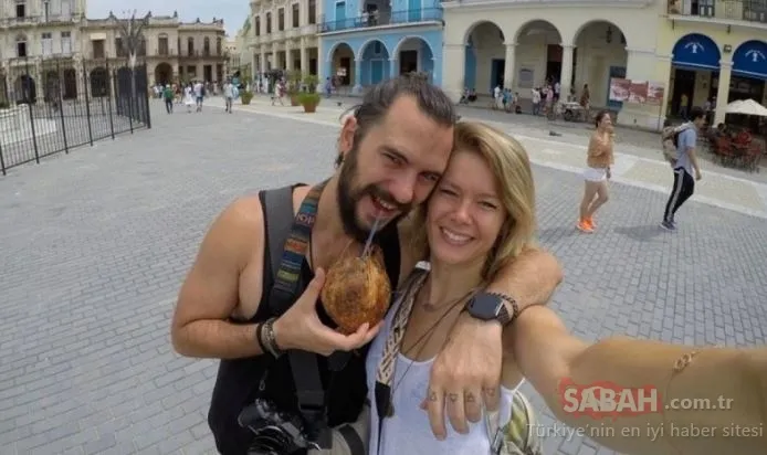 Çiçeği burnunda anne Burcu Biricik ve eşi Emre Yetkin’den aşk pozu!